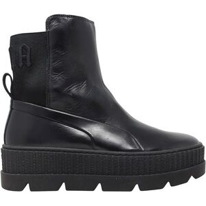 Fenty x Puma Chelsea sneaker boot (chunky boot) in black women’s 6